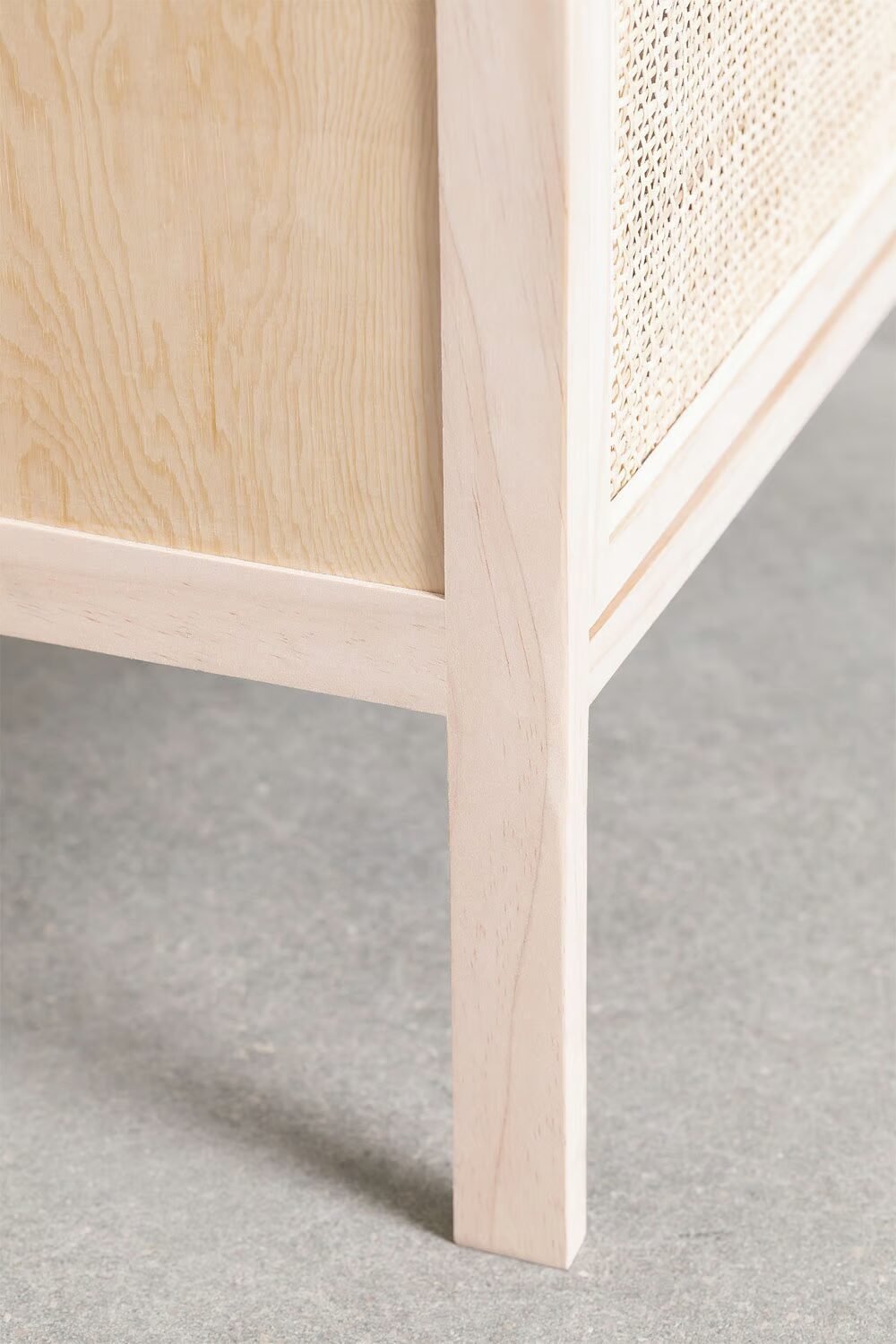 Buffet En Rotin Et Bois Naturel Élégant Design Contemporain 6 Buffet En Rotin Et Bois Naturel Élégant Design Contemporain