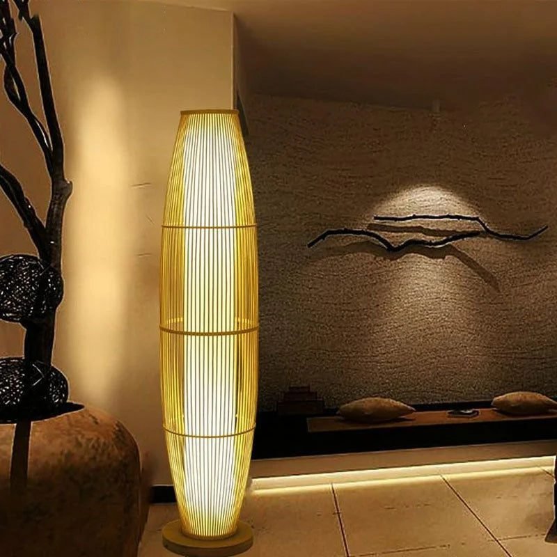 Lampadaire En Bambou Cylindrique Élancé Design Pour Le Salon 1 Lampadaire En Bambou Cylindrique Élancé Design Pour Le Salon