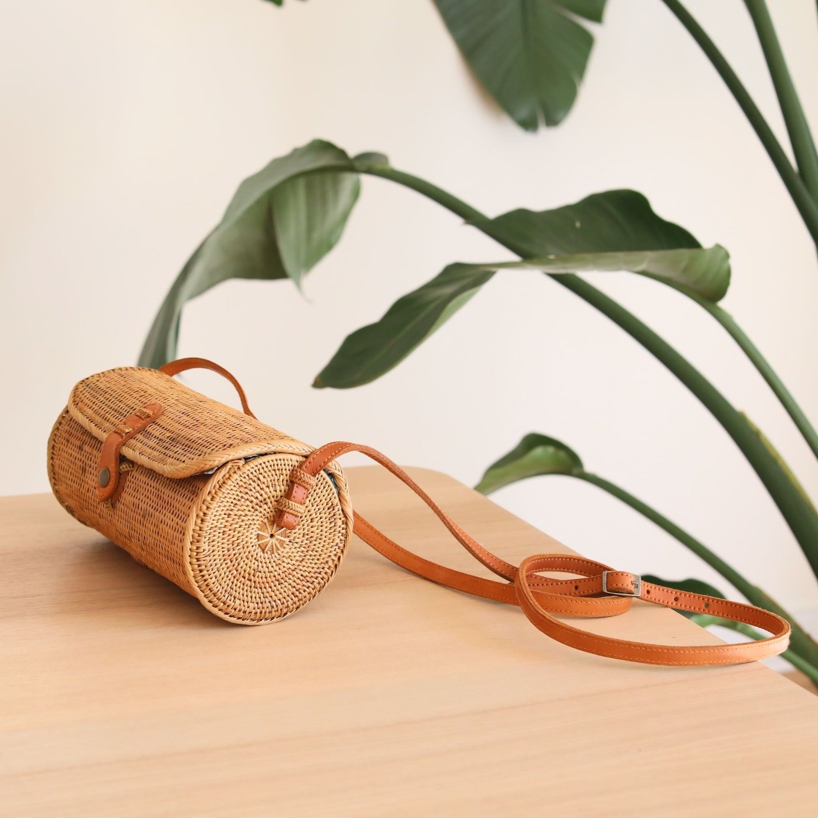 Sac Bandoulière Rotin Bali Tapang Tressé Naturel Élégant 6 Sac Bandoulière Rotin Bali Tapang Tressé Naturel Élégant