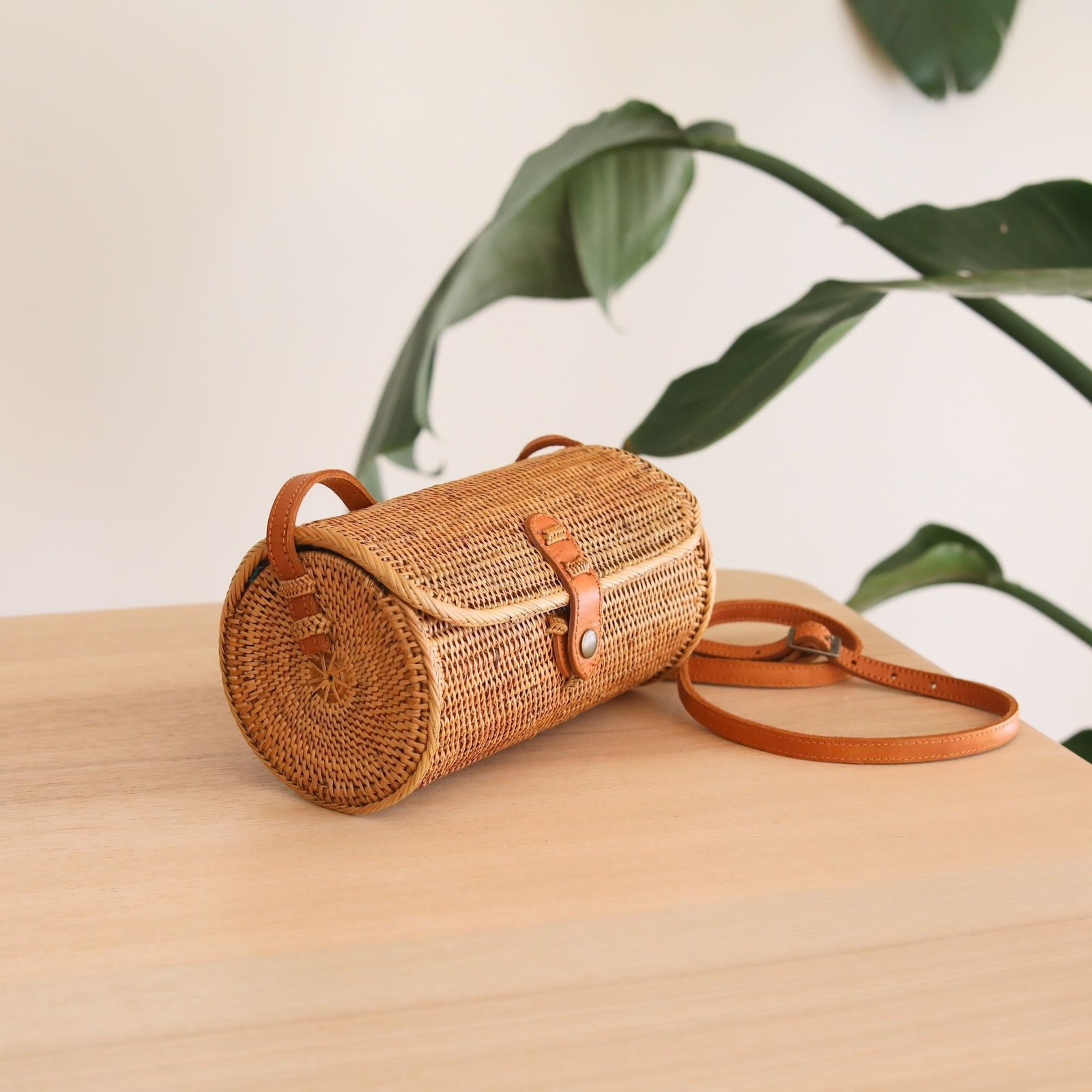 Sac Bandoulière Rotin Bali Tapang Tressé Naturel Élégant 5 Sac Bandoulière Rotin Bali Tapang Tressé Naturel Élégant