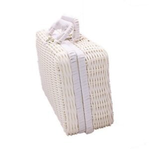 Coffre A Jouet En Rotin Blanc Facon Valise Retro.jpg