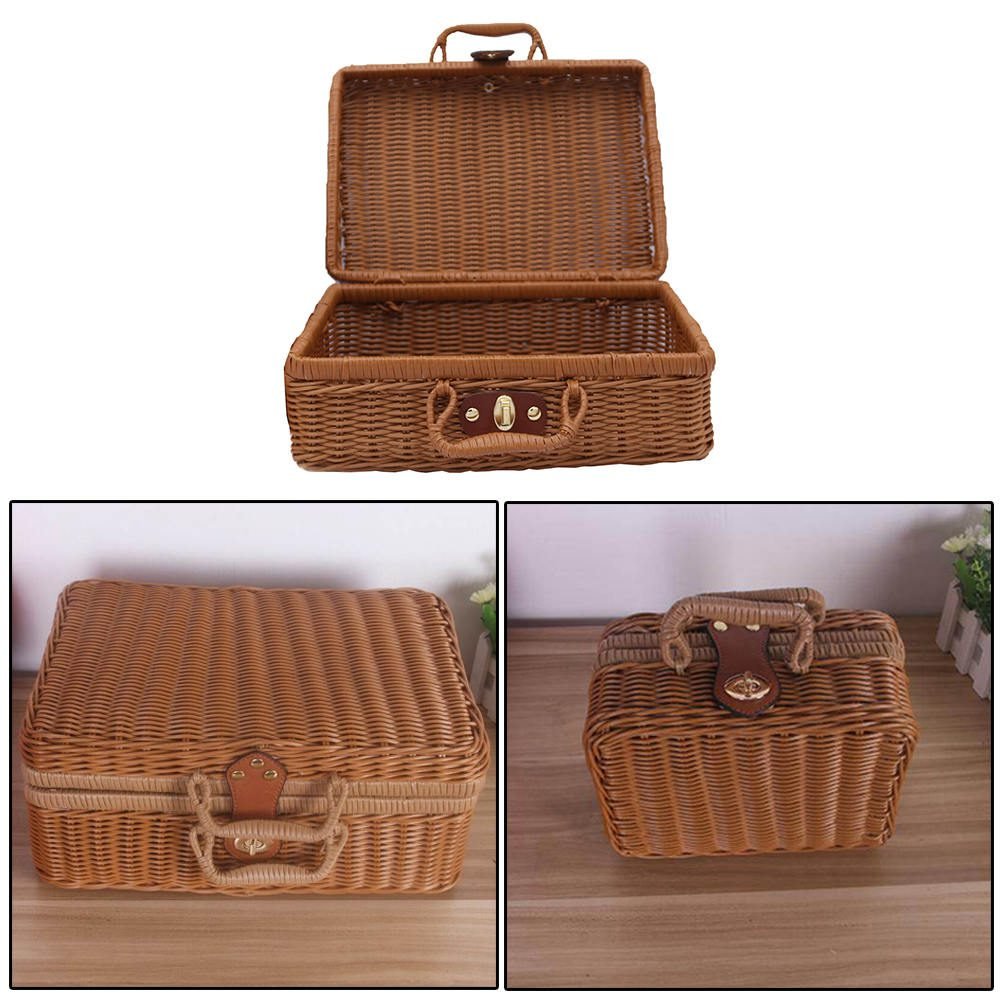 Coffre À Jouets En Rotin Marron Façon Valise Rétro Pratique Et Idéal 3 Coffre A Jouet En Rotin Marron Facon Valise Retro 5.jpg