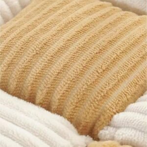 Coussin Chaise Rotin Carre Motifs Carreaux 01.jpg