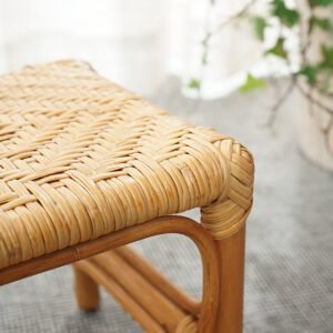 Repose Pied En Rotin Et Bois Clair 6.jpg