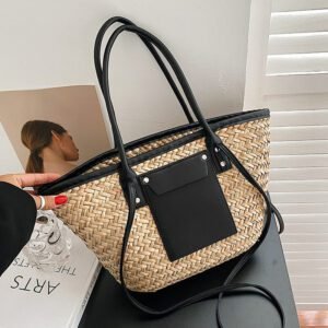Sac De Plage Noir En Rotin Tisse.jpg