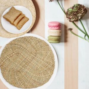 Set Table Paille Rond Tisse Main 02.jpg