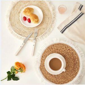 Set De Table En Rotin Tressé Au Style Champêtre Avec Fils 5 Set Table Rotin Style Pastoral Fils 03.jpg